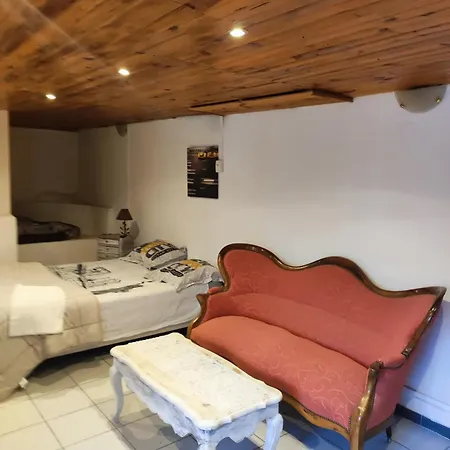 Ingrid Mary Apartment *