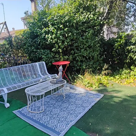 Apartment Ingrid Mary Nimes